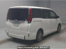 Used 2014 AT toyota noah ZRR80Gｶｲ Image[1]
