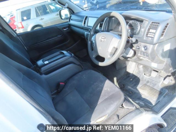 Used 2017 AT toyota regiusace-van KDH201V Image[13]