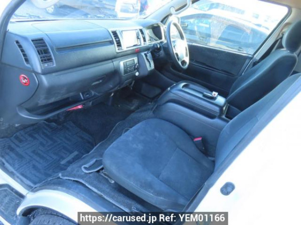 Used 2017 AT toyota regiusace-van KDH201V Image[15]
