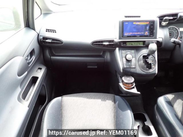 Used 2009 AT toyota wish ZGE20G Image[19]