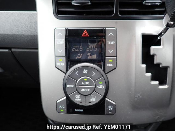Used 2008 AT toyota voxy ZRR70W Image[26]