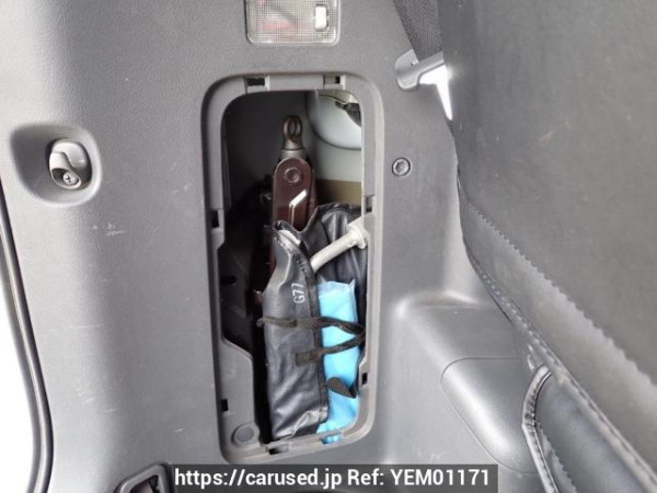 Used 2008 AT toyota voxy ZRR70W Image[46]