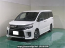 Toyota Voxy ZRR80W