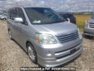 Toyota Noah AZR60G