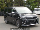 Toyota Voxy ZRR85W