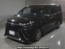 Toyota Voxy ZWR80W