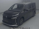 Toyota Voxy ZWR90W