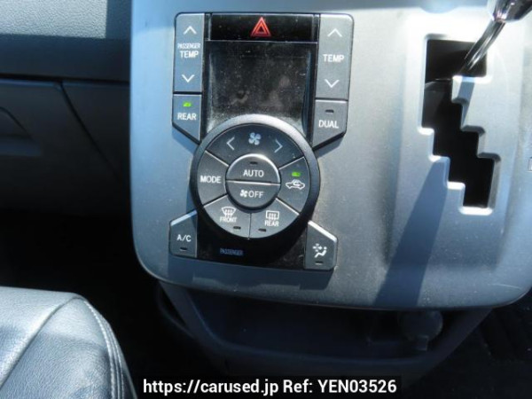 Used 2007 AT toyota noah ZRR70W Image[21]