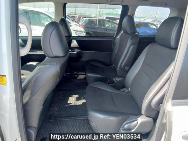 Used 2013 AT toyota voxy ZRR70W Image[15]
