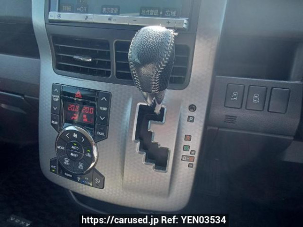 Used 2013 AT toyota voxy ZRR70W Image[24]