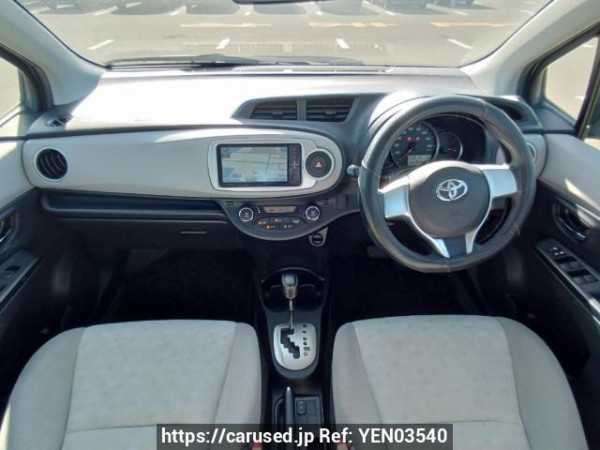 Used 2011 AT toyota vitz NSP130 Image[16]
