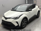 Toyota C-HR NGX10