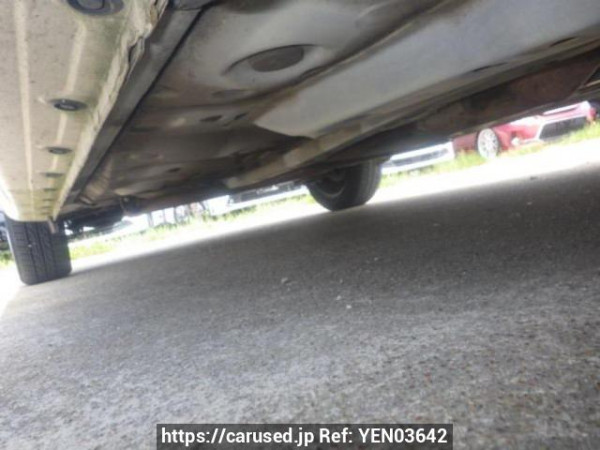 Used 2005 AT toyota ractis SCP100 Image[32]