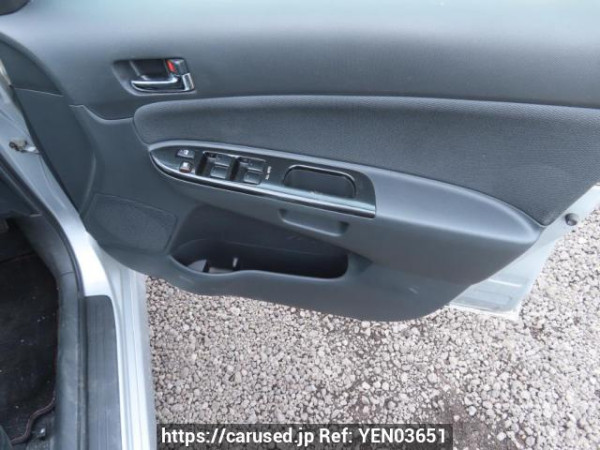 Used 2003 AT toyota wish ZNE10G Image[31]