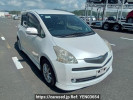 Toyota Ractis SCP100