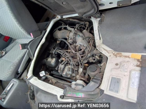 Used 2003 AT toyota regiusace-van RZH112V Image[9]