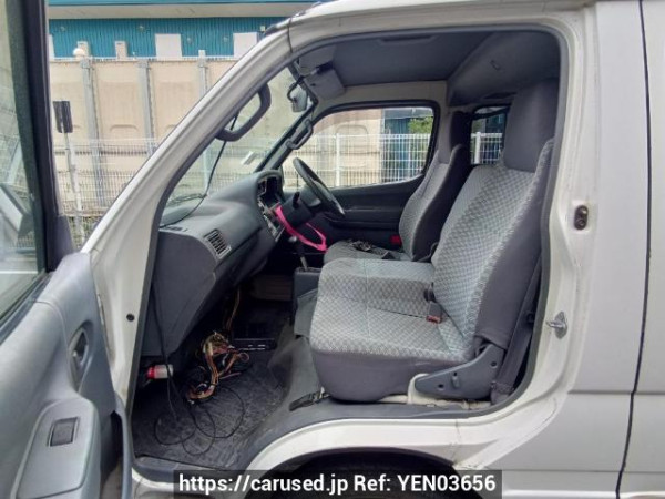 Used 2003 AT toyota regiusace-van RZH112V Image[14]