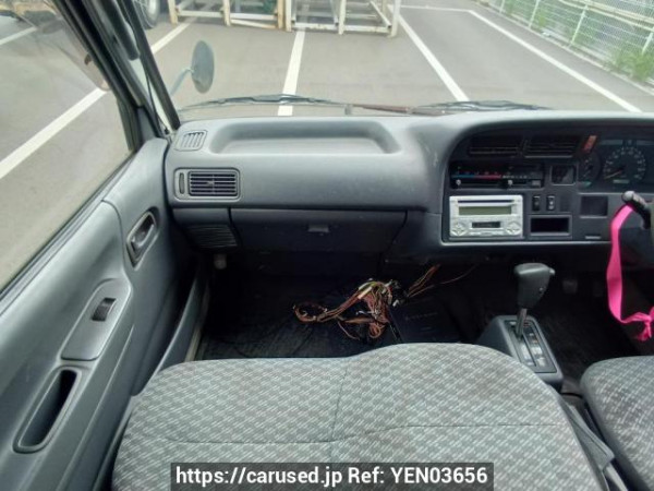 Used 2003 AT toyota regiusace-van RZH112V Image[18]