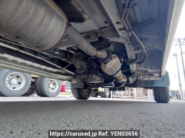 Used 2003 AT toyota regiusace-van RZH112V Image[34]
