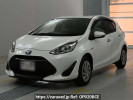 Toyota Aqua NHP10