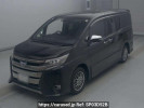 Toyota Noah ZWR80W