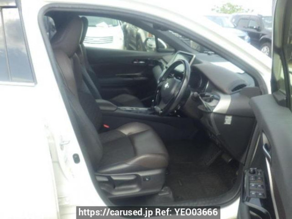 Used 2017 AT toyota c-hr ZYX10 Image[11]