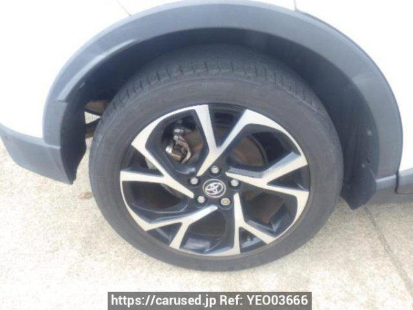 Used 2017 AT toyota c-hr ZYX10 Image[25]