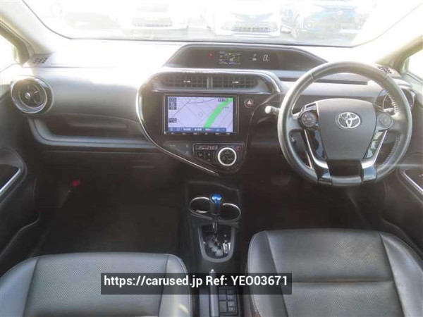 Used 2018 CVT toyota aqua NHP10 Image[9]