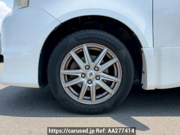 Used 2009 AT toyota voxy ZRR70W Image[32]