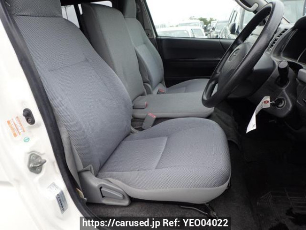 Used 2005 AT toyota hiace-van KDH205K Image[11]