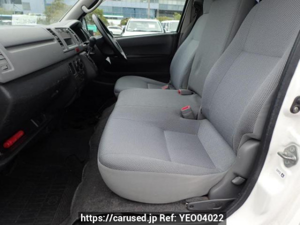 Used 2005 AT toyota hiace-van KDH205K Image[12]