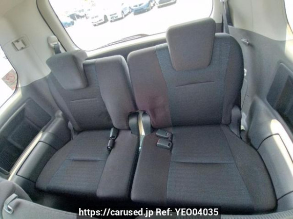 Used 2009 AT toyota voxy ZRR70W Image[16]