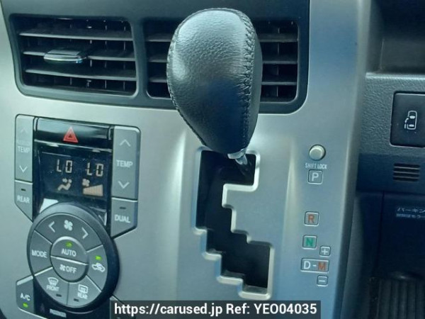 Used 2009 AT toyota voxy ZRR70W Image[23]