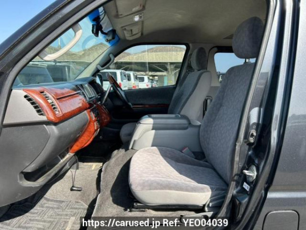 Used 2006 AT toyota regiusace-van KDH205V Image[13]
