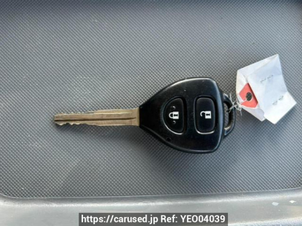 Used 2006 AT toyota regiusace-van KDH205V Image[28]
