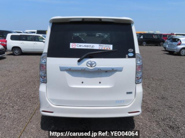 Used 2010 AT toyota voxy ZRR70W Image[5]