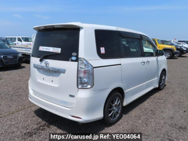 Used 2010 AT toyota voxy ZRR70W Image[6]