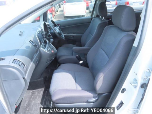 Used 2003 AT toyota wish ZNE10G Image[16]