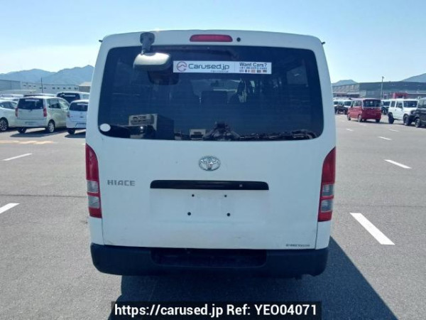 Used 2006 MT toyota hiace-van KDH205V Image[5]