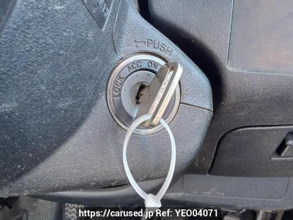 Used 2006 MT toyota hiace-van KDH205V Image[22]