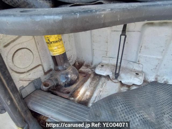 Used 2006 MT toyota hiace-van KDH205V Image[37]