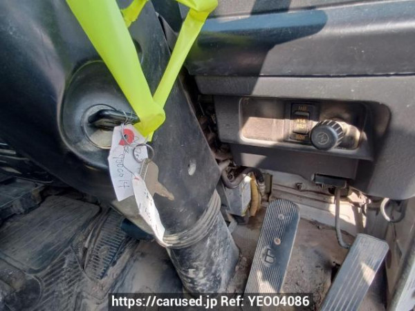 Used 1998 MT isuzu forward FRR33D3 Image[35]