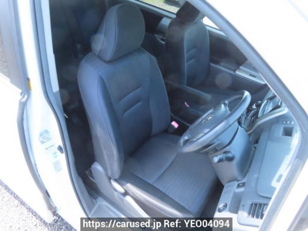 Used 2008 AT toyota voxy ZRR70W Image[14]