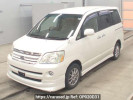 Toyota Noah AZR65G