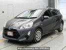 Toyota Aqua NHP10
