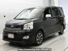Toyota Voxy ZRR70W
