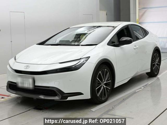 2024 Toyota Prius MXWH60