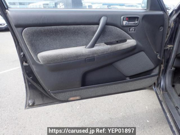 Used 2003 AT toyota crown-comfort YXS10 Image[17]