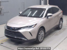 Toyota Harrier Hybrid AXUH80