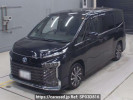 Toyota Voxy ZWR90W